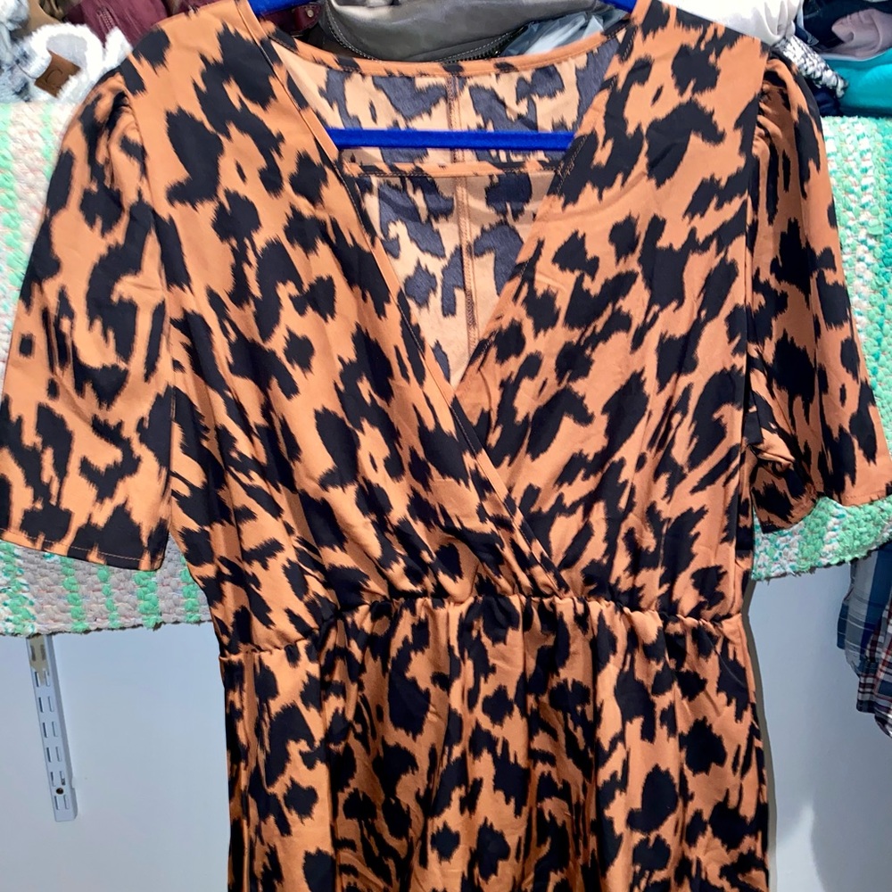 SHEIN leopard blouse L